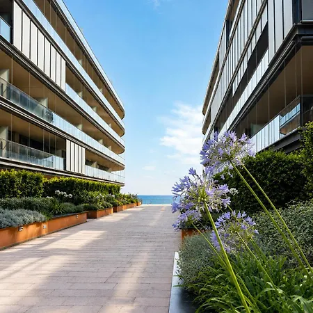 Easylife-genova-waterfront Suite-luxury Design *