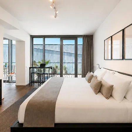 Easylife-genova-waterfront Suite-luxury Design *