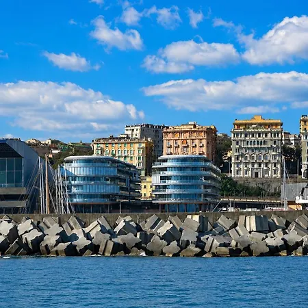 Easylife-genova-waterfront Suite-luxury Design Apartamento *